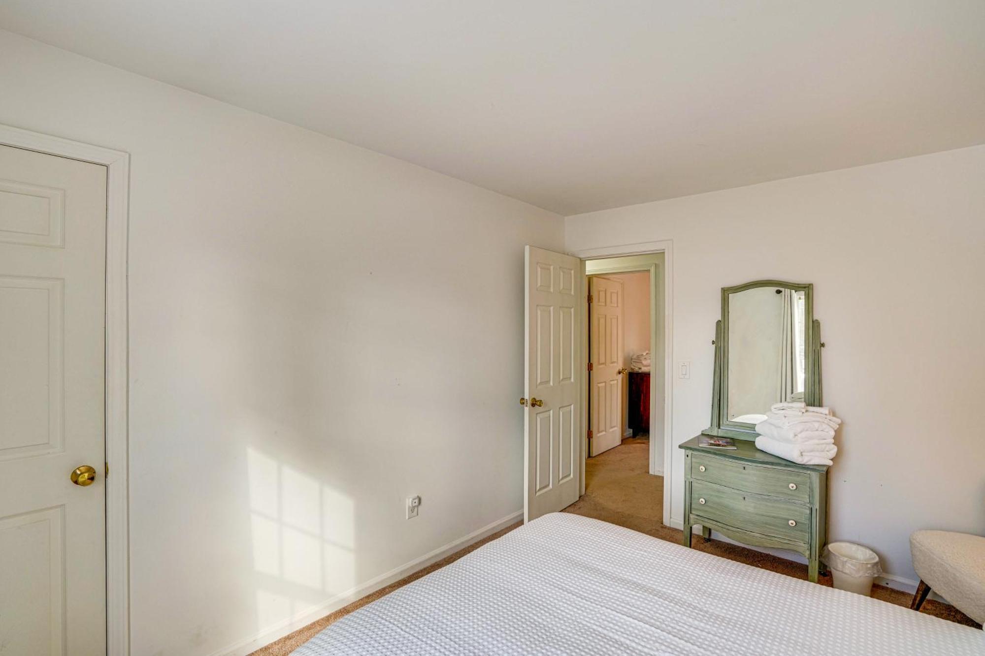 Private Guest House In Dtwn Lenox, Walk To Dining! 外观 照片