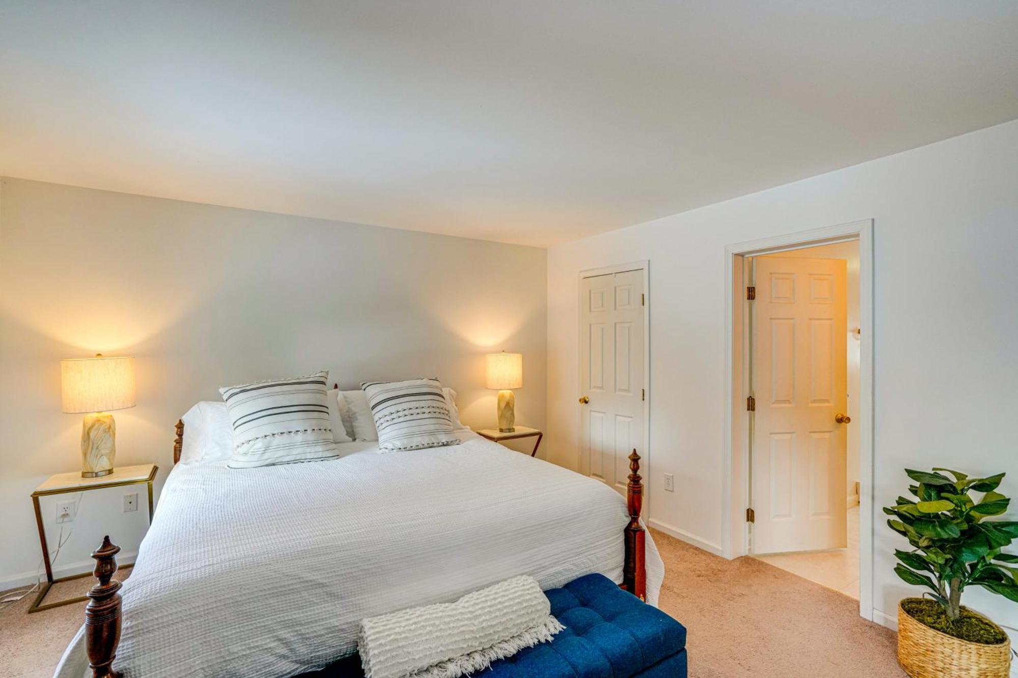 Private Guest House In Dtwn Lenox, Walk To Dining! 外观 照片